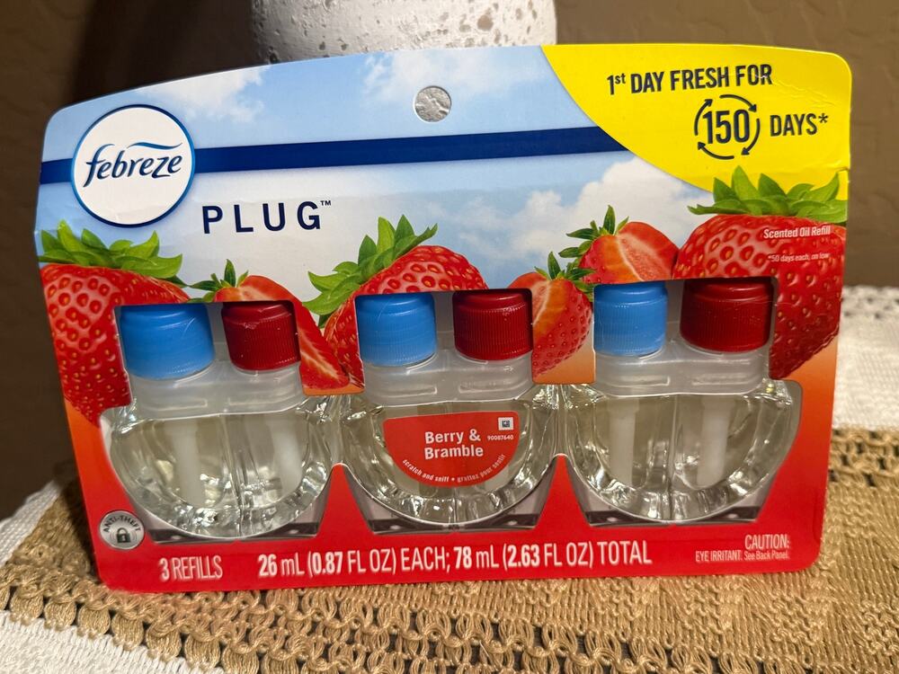 Febreze Plug in  refills Berry & Bramble Fragrance 3 pack